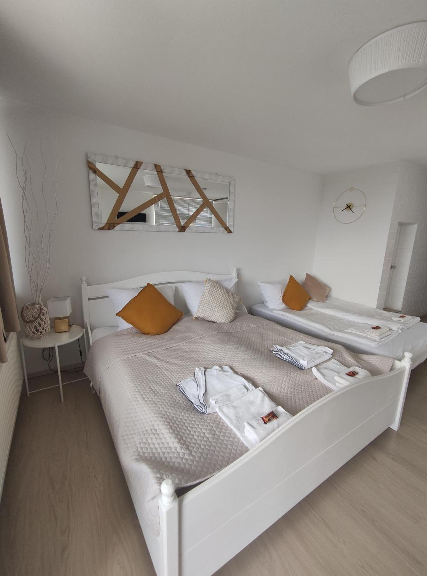 Pools, Sauna Und Balkon Mit Panoramablick Sankt Englmar Kültér fotó
